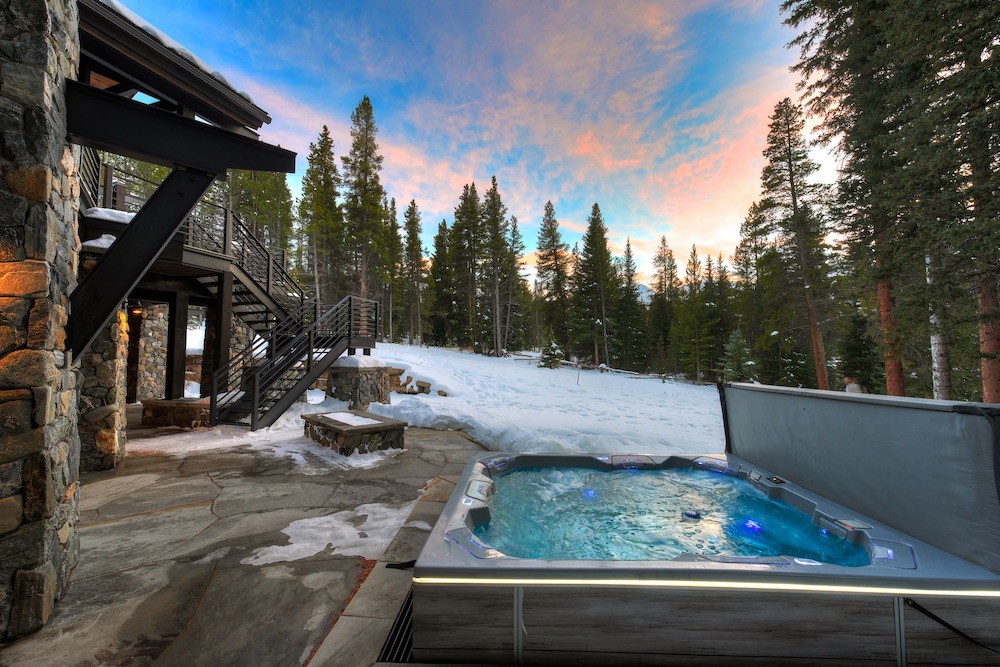 breckenridge luxury vacation rental with a hot tub