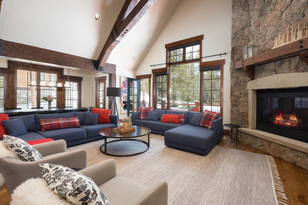 vacation rental living room with fireplace